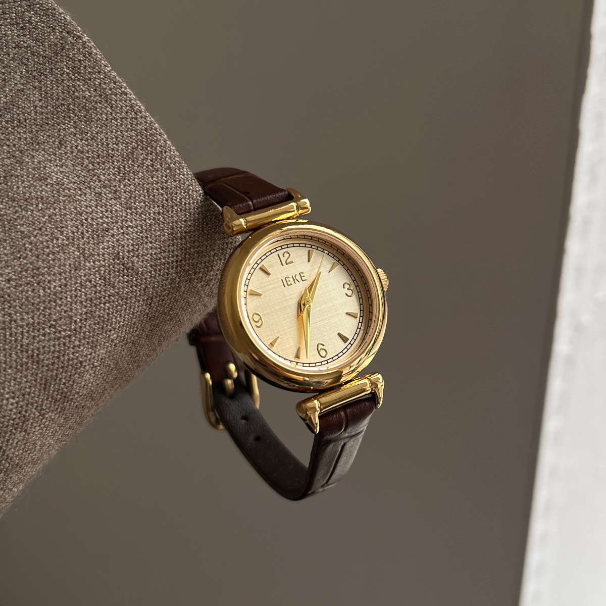 Vintage-Stil Luxus-Uhr Hochwer – Luxury Watch Vintage Bewertung und Preis