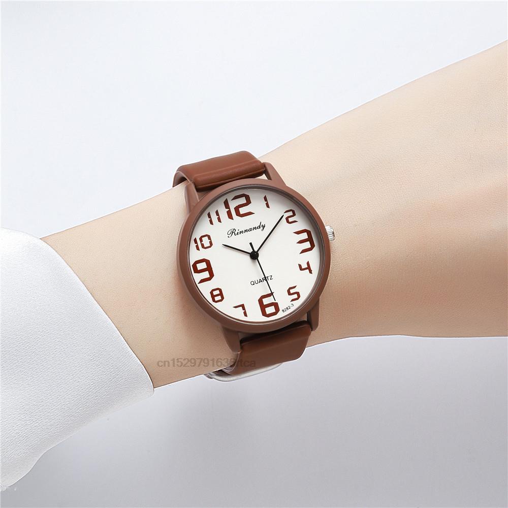 Frauen Mode Silikon Uhren Set  – Lux Watch Bewertung und Preis