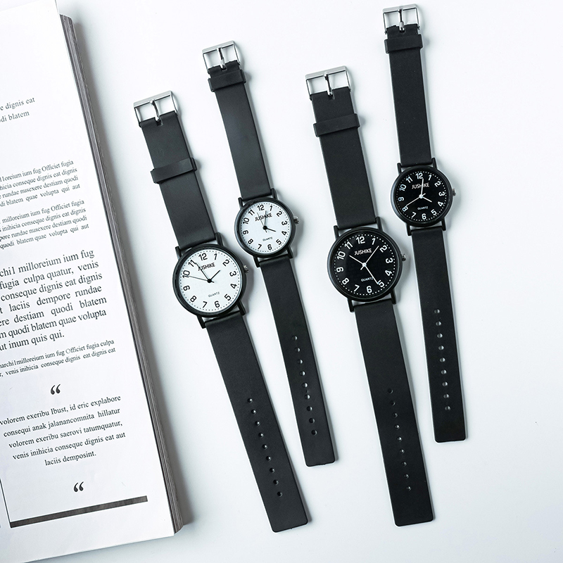 Einfache schwarze Uhr Quarzuhr – Lux Watch Bewertung und Preis